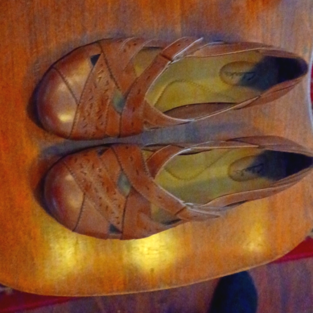 Clarks Brown Leather Flats